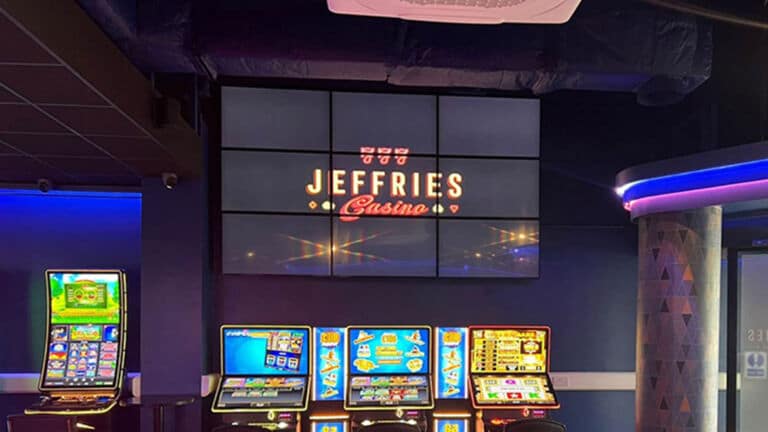 3×3 Econoline LCD Video Wall in Jeffries Casino